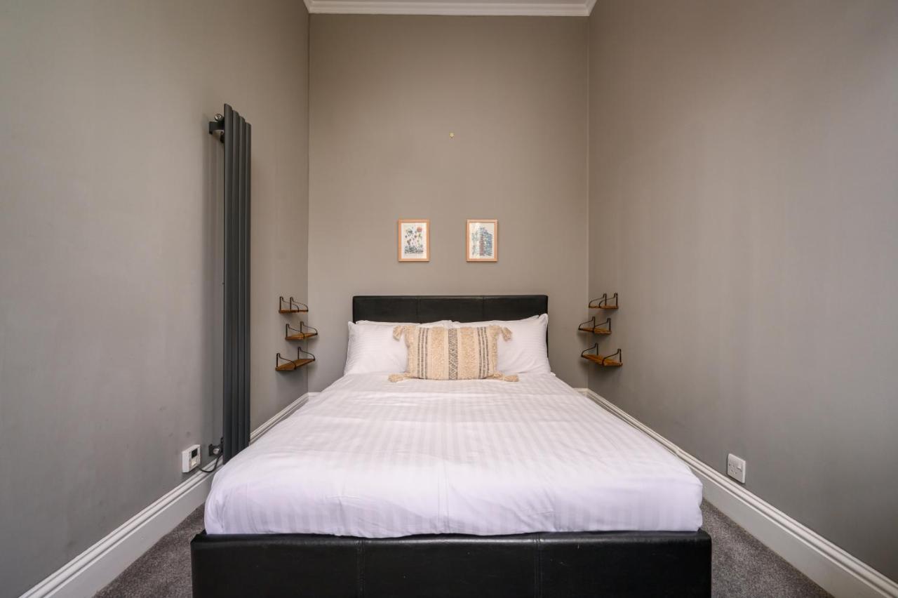 Vibrant Leith Flat Apartment Единбург Екстериор снимка